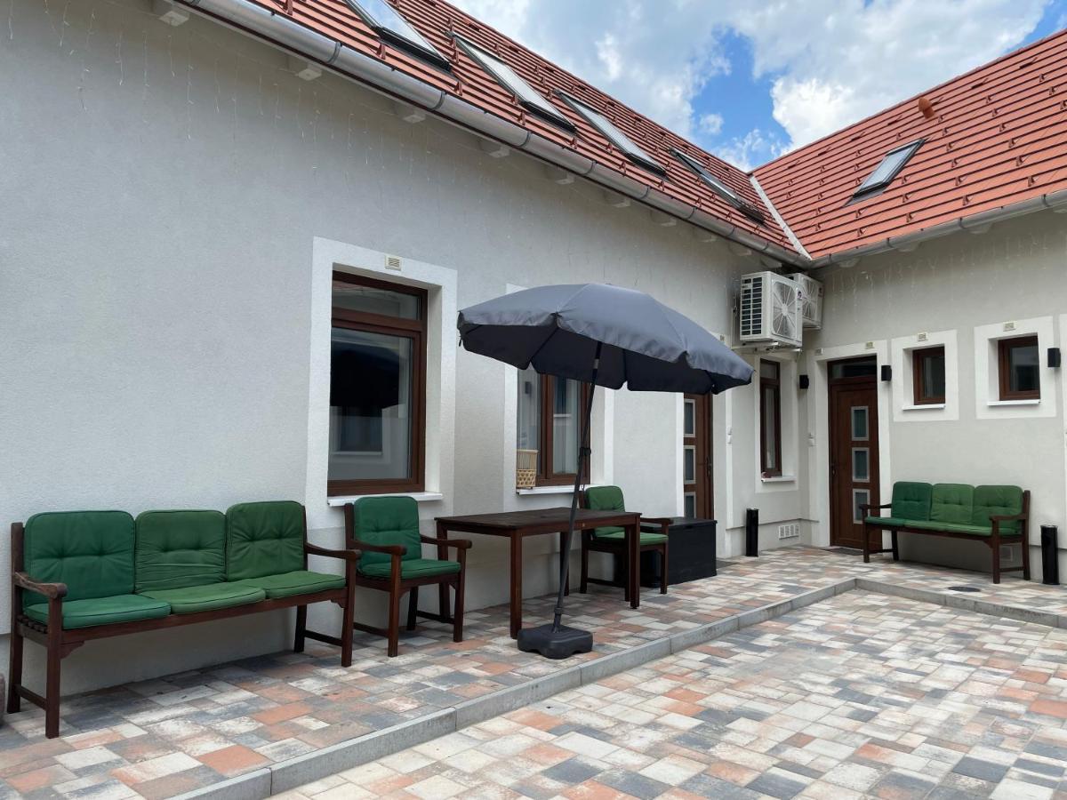 Monbuhim Comfort เวสเปรม ภายนอก รูปภาพ
